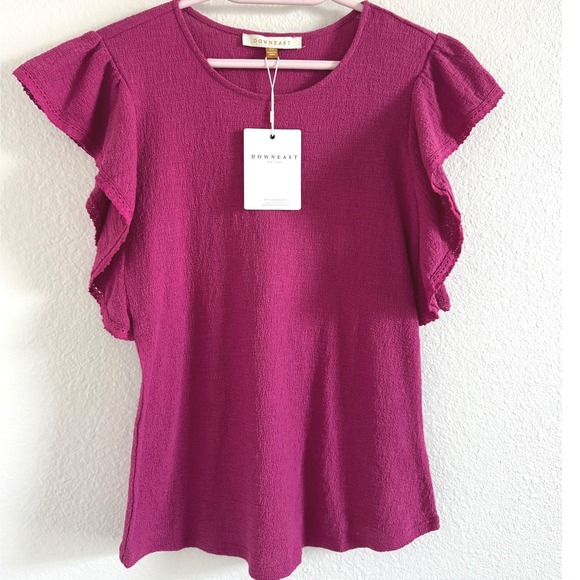 DownEast Tops - NWT Downeast Delilah Top Cactus Flower Magenta Flutter‎ Lace Sleeve Cotton XS